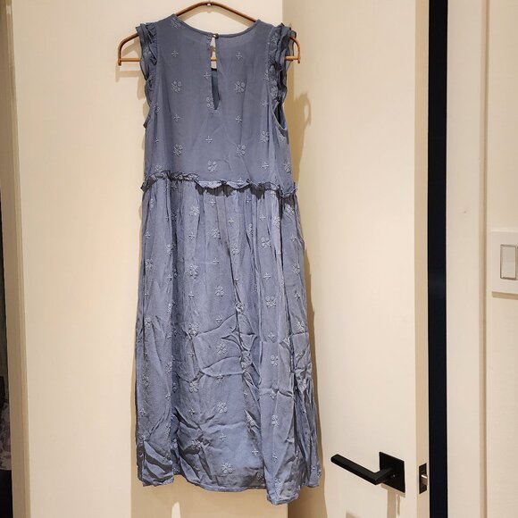 Indi & Cold Midi Dress - Picture 3 of 3